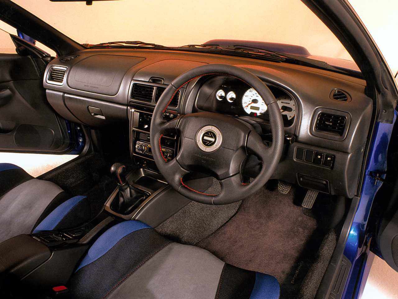 Subaru Impreza WRX STI Салон